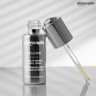 Skincode Exclusive Celularni Renewal Retinol serum - Obnovlja sjaj kože, a preporuča se i za najosjetljiviju kožu